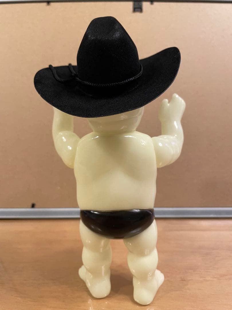 ハリウッド　ザコシ　シショウ　ソフビ　墓場の画廊　蓄光