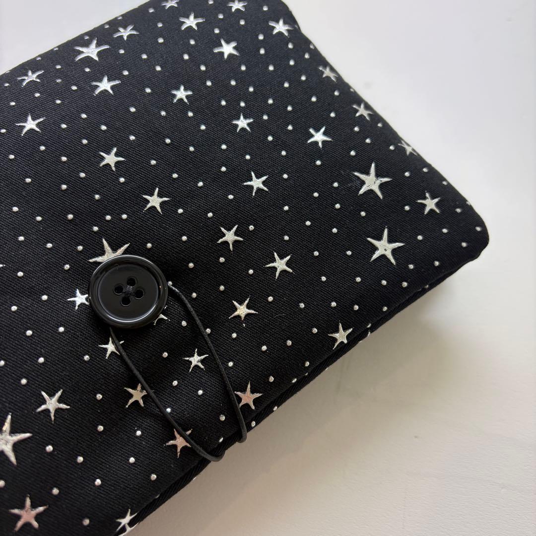 バインダーカバー　ブラック　星　A6 韓国　貯金