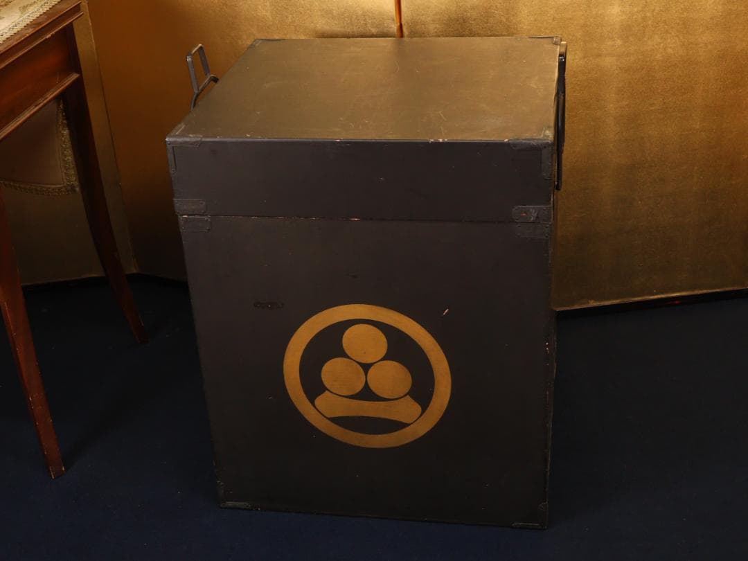 BY03　甲冑　丸に渡辺星紋　鹿角脇立　三日月前立　鎧櫃付　等身大　兜　武具