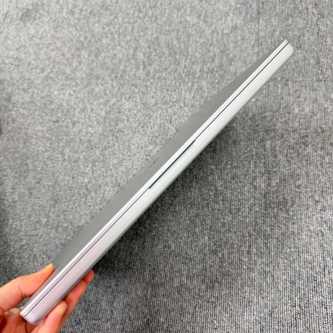 「ほぼ未使用」MacBook Pro M1 Pro 32GB / 512GB