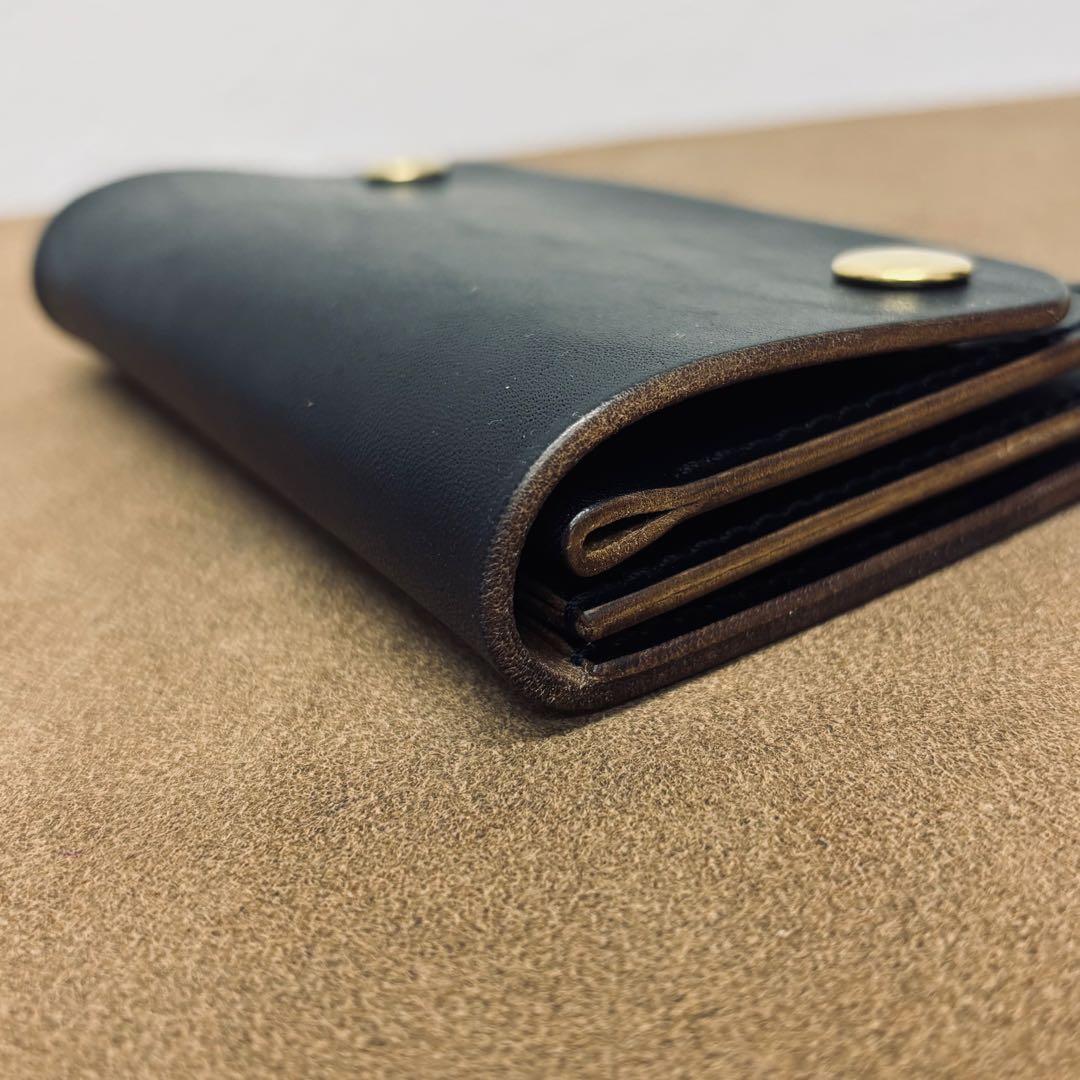 ホースバット　トラッカーウォレット　ミドル　黒　茶心　3層　MARYAM