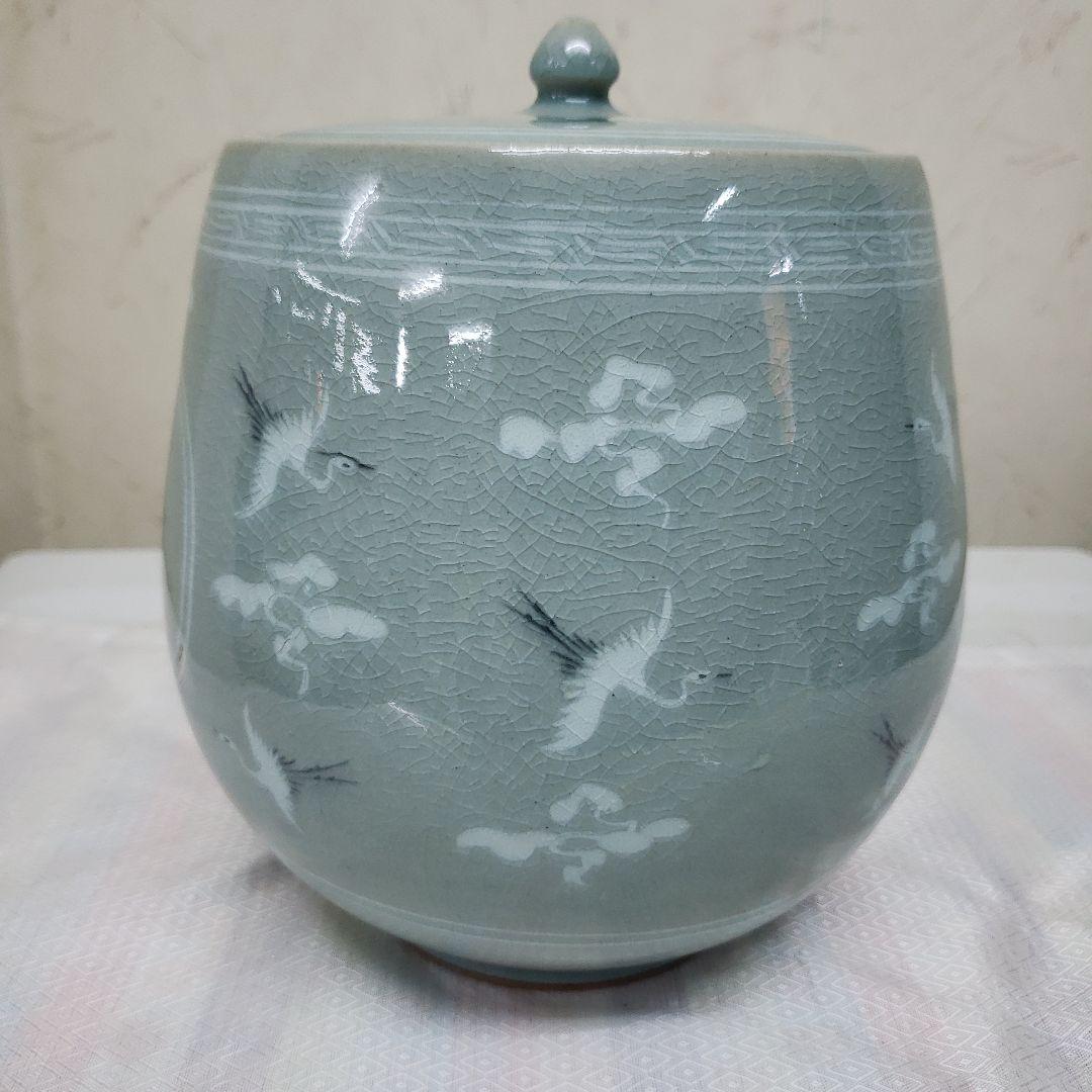 Ｂフライデー蔵出し特価青緑色 陶器 水差し 鶴模様高さ19cm直径15cm作家物