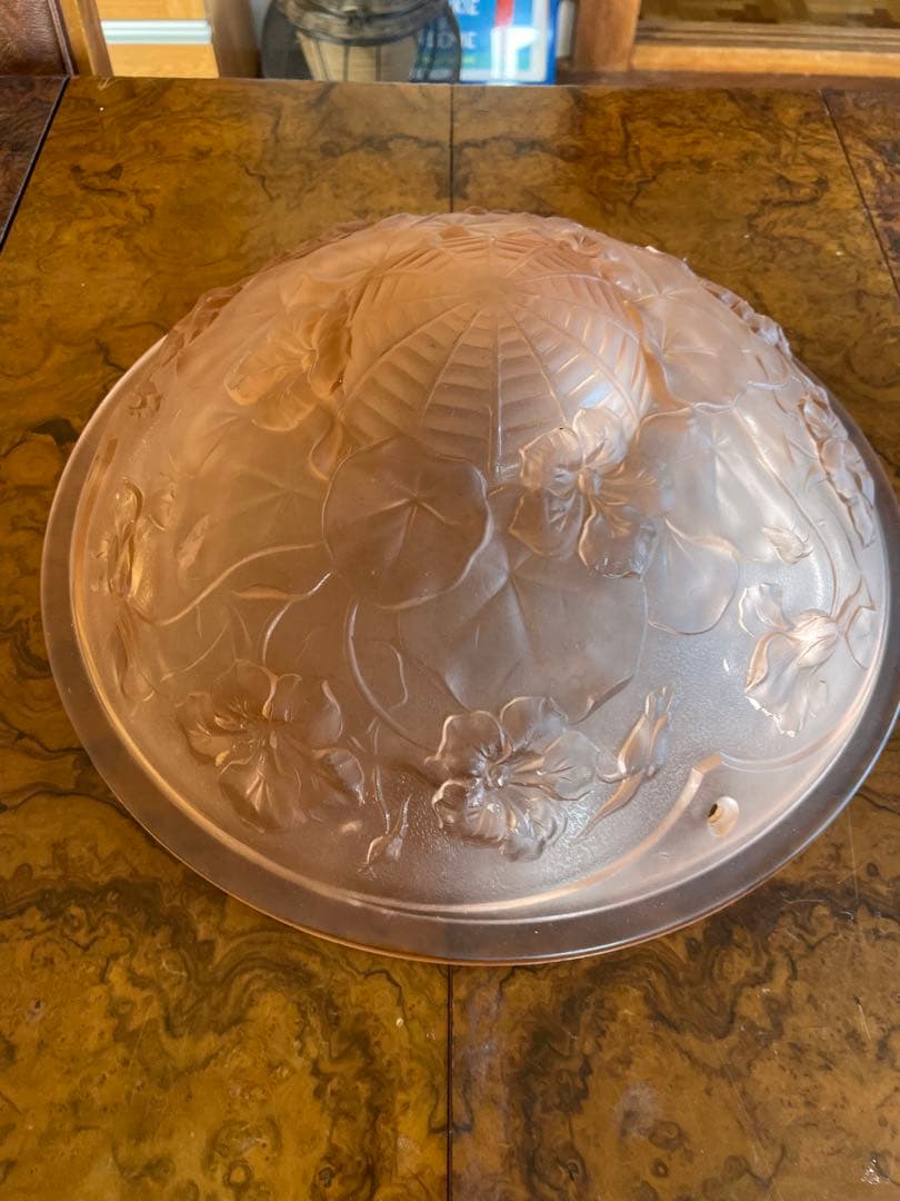 アールデコ　フロストガラス　吊り下げライトのガラス① ピンク