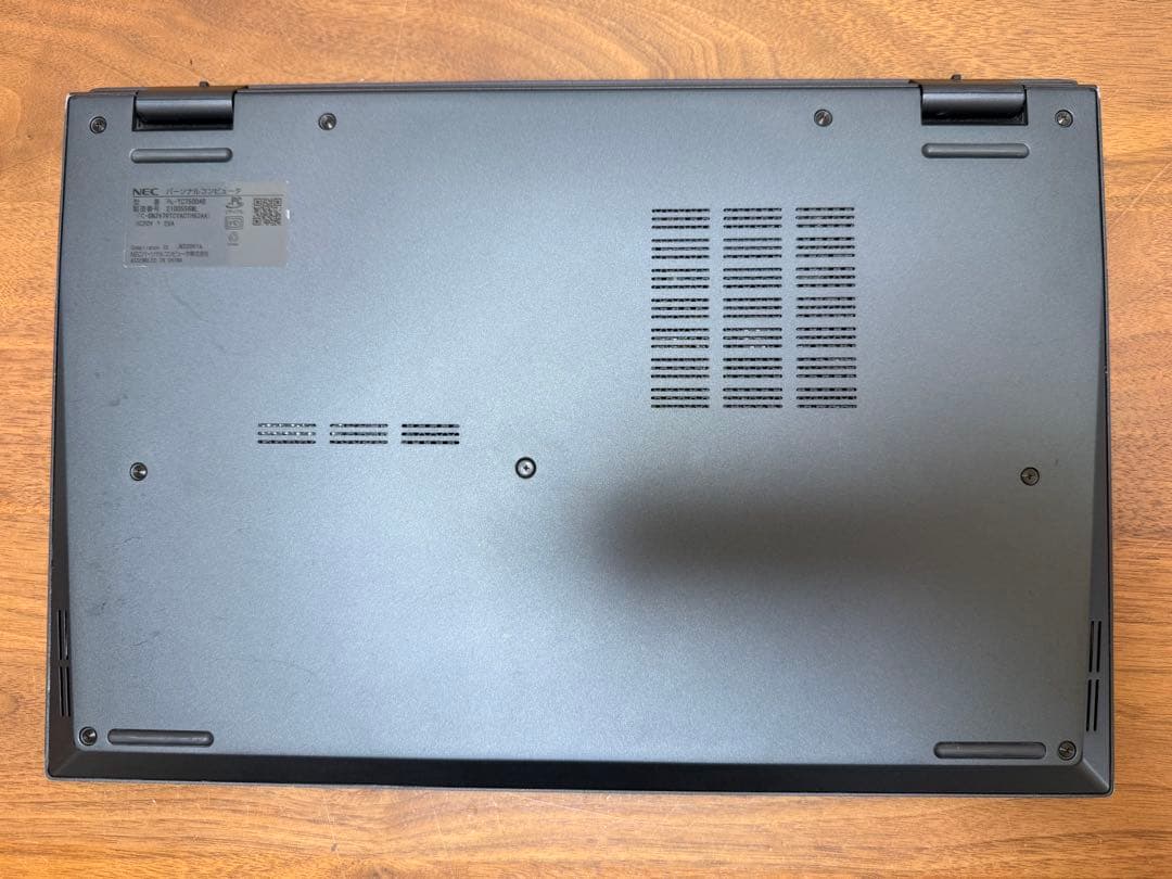 超軽量＆美品❗️ NEC NEXTREME Carbon PC-XC750DAB