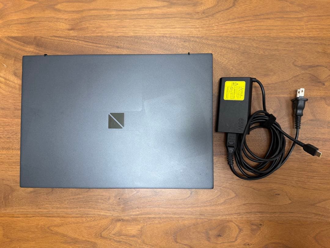 超軽量＆美品❗️ NEC NEXTREME Carbon PC-XC750DAB