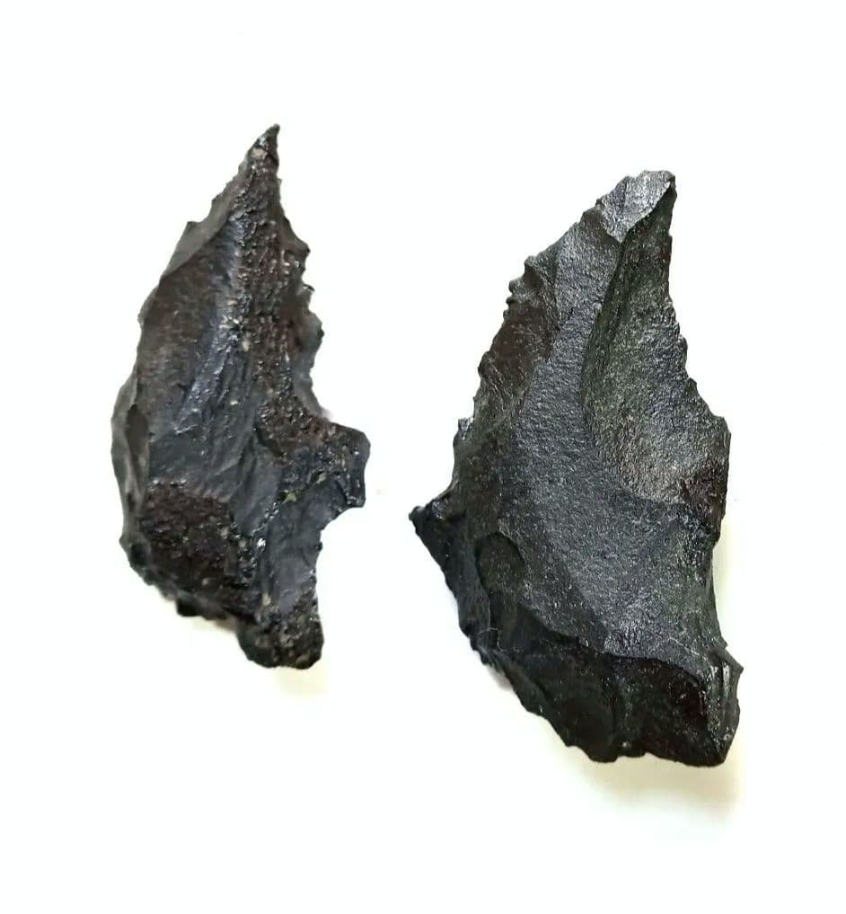 サバイバルナイフになります！❑ 石器 359 模写 サヌカイト❒