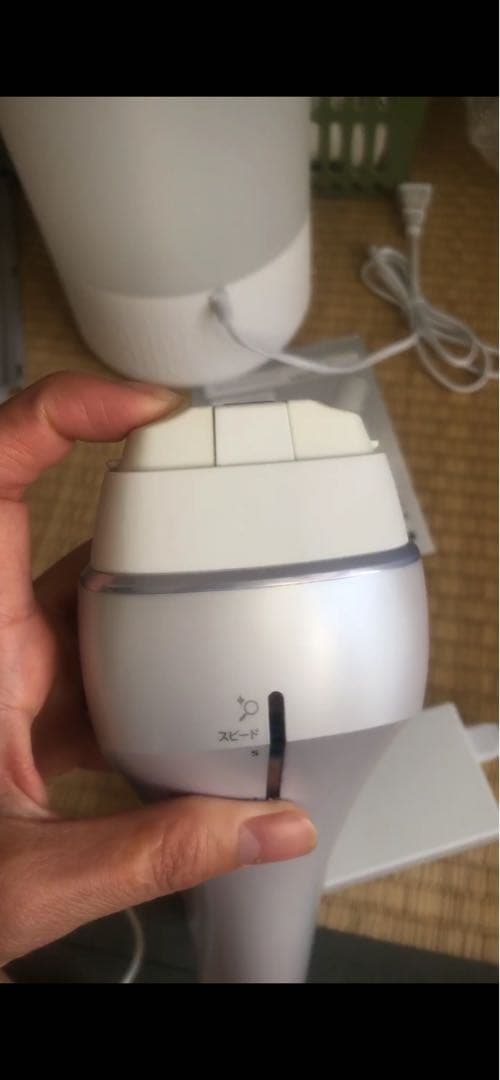 ハンドヘルド美顔器 シルバー