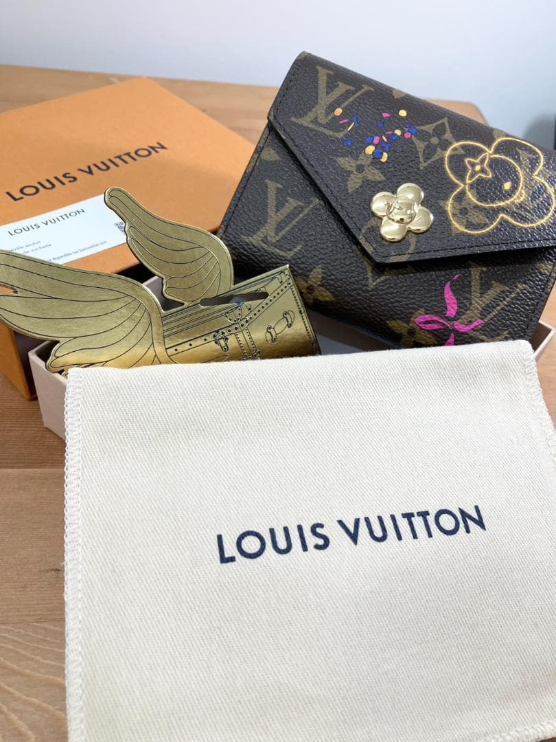 未使用品　ルイヴィトン　M15337　ポルトフォイユ・ヴィクトリーヌ