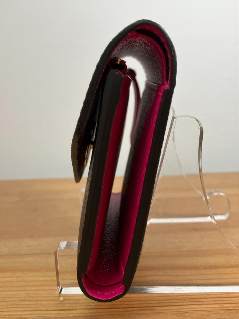 未使用品　ルイヴィトン　M15337　ポルトフォイユ・ヴィクトリーヌ