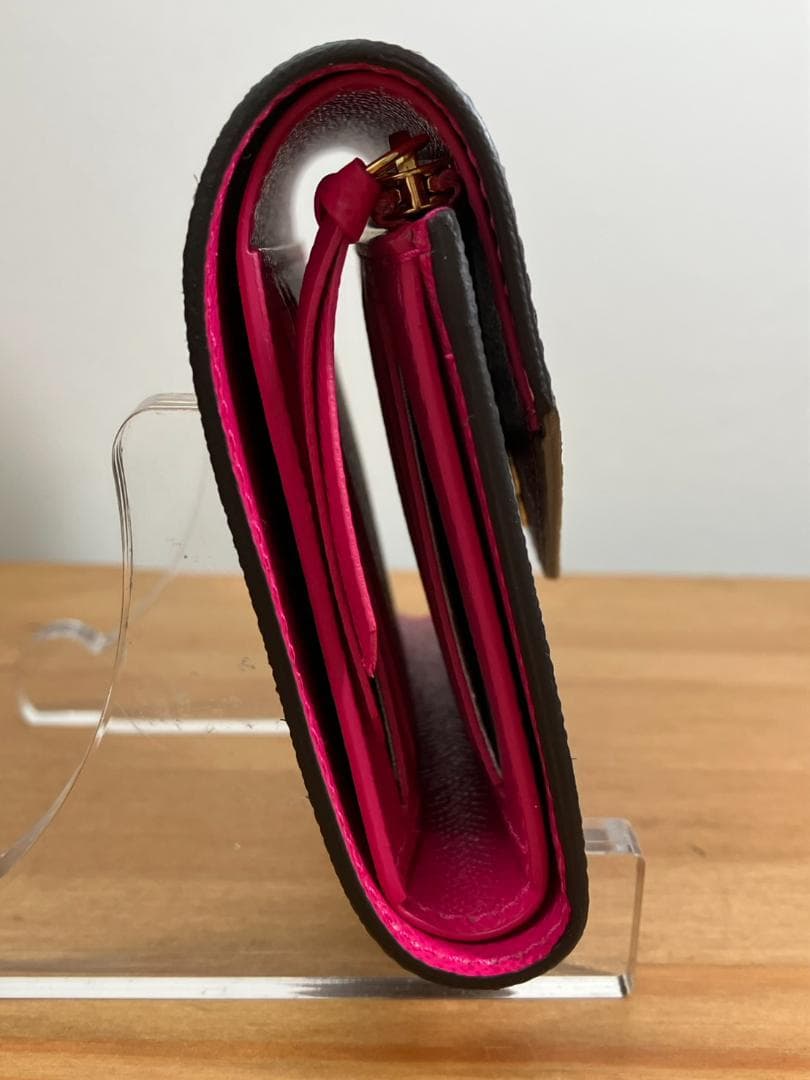 未使用品　ルイヴィトン　M15337　ポルトフォイユ・ヴィクトリーヌ