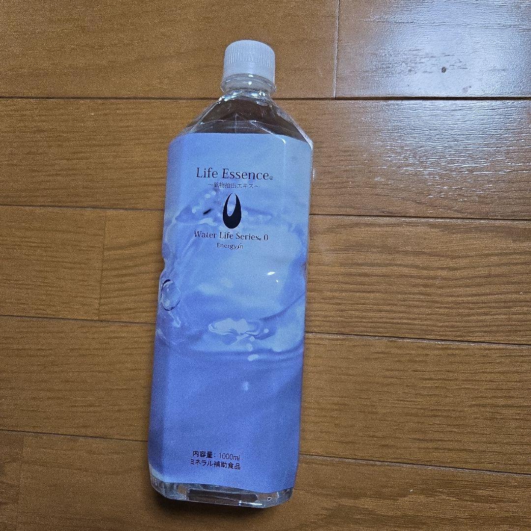 Life Essence. ミネラルウォーター 1000ml