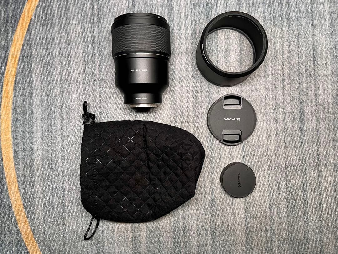 (Reduced) Samyang AF 135/1.8 FE レンズ