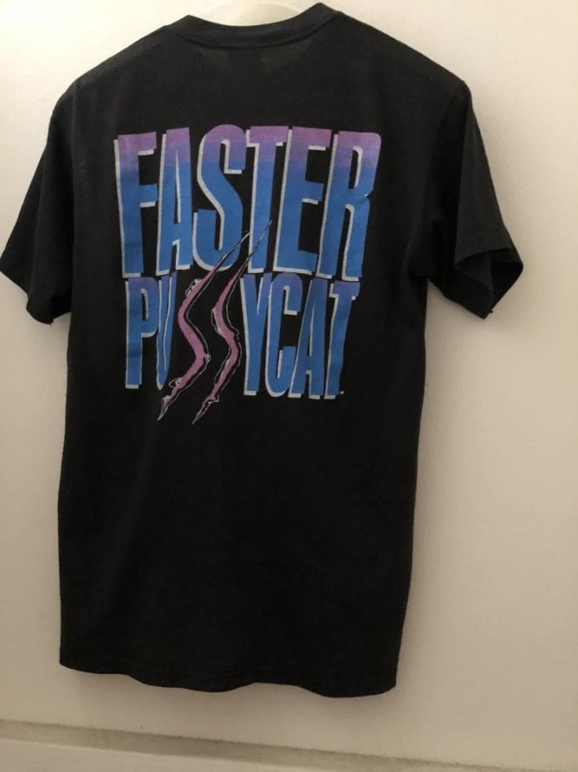 ファスター・プッシーキャット Tシャツ コピーライトあり