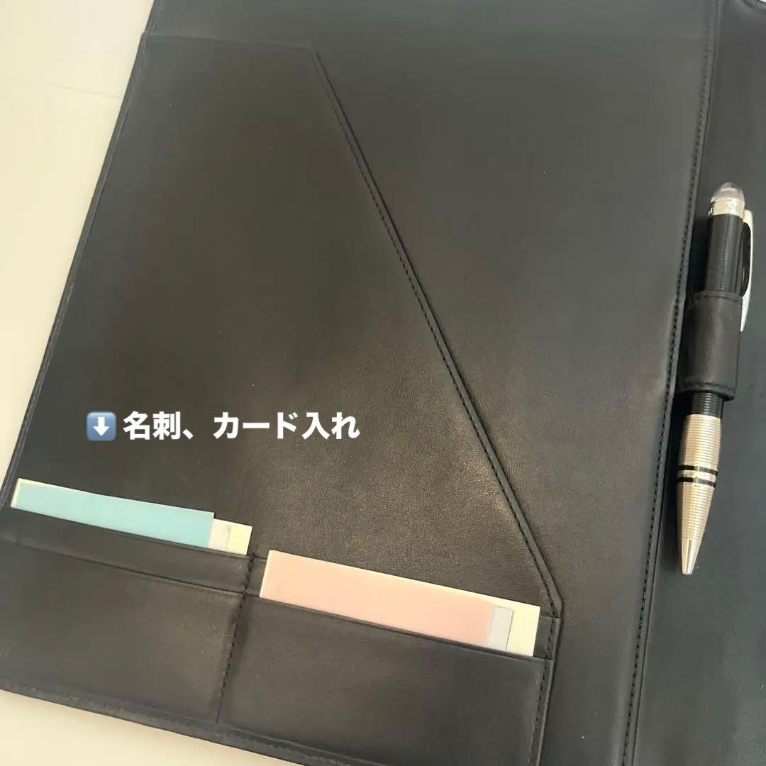 極々レア品！TUMIトゥミのA4サイズのバインダー・フォルダー