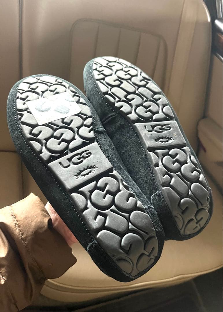 UGG モカシン UK8 新品未使用　ドライビングシューズにも！