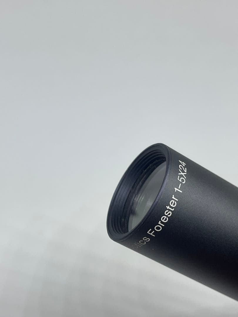 【美品です】ベクター オプティクス Vector Optics Forester