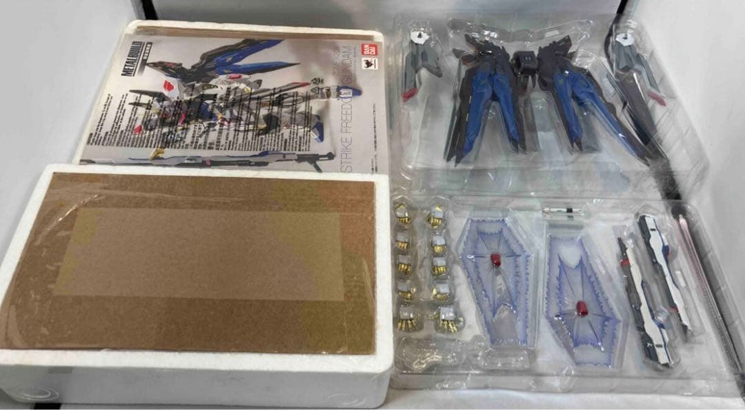 L BUILD ストライクフリーダムガンダム　光の翼　セット