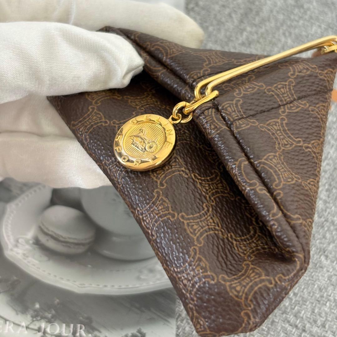 【美品】セリーヌ 三角ケース マカダム 馬車金具ブラウン小銭入れ 183