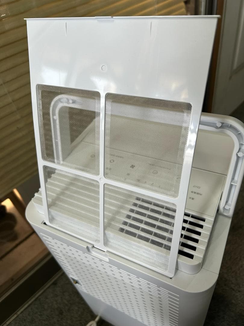 【美品】【2024年製】アイオーヤマ コンパクトクーラーICA-0301G