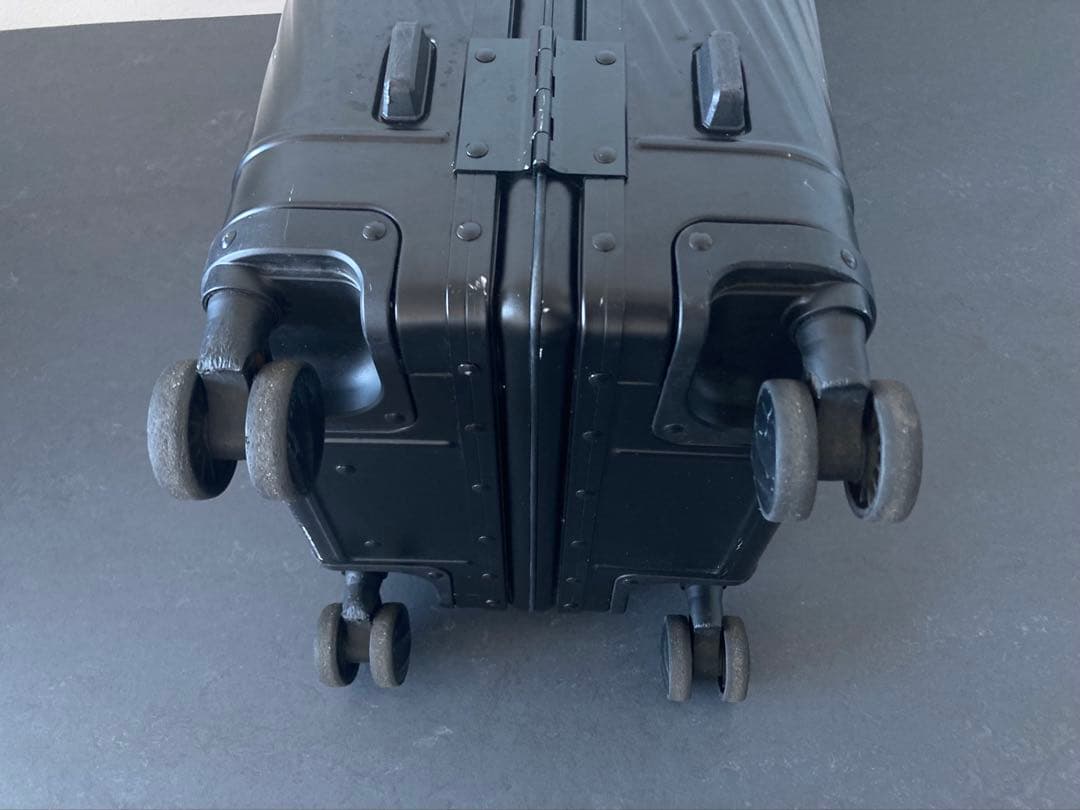 ace. アルミニウムキャリーケース 32L ブラック