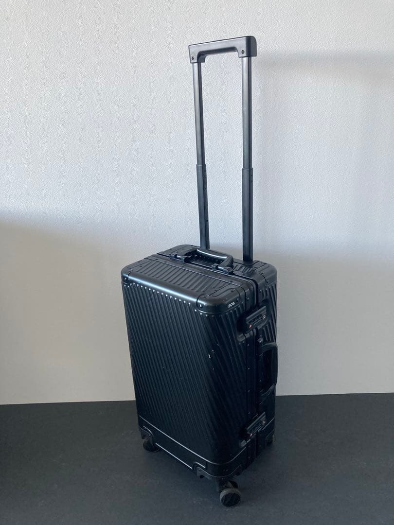 ace. アルミニウムキャリーケース 32L ブラック