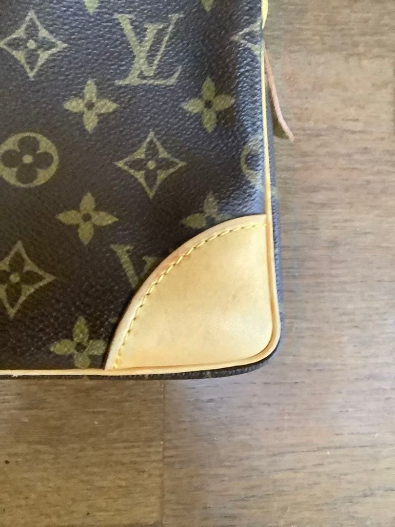 ルイヴィトン　ブリーフケース