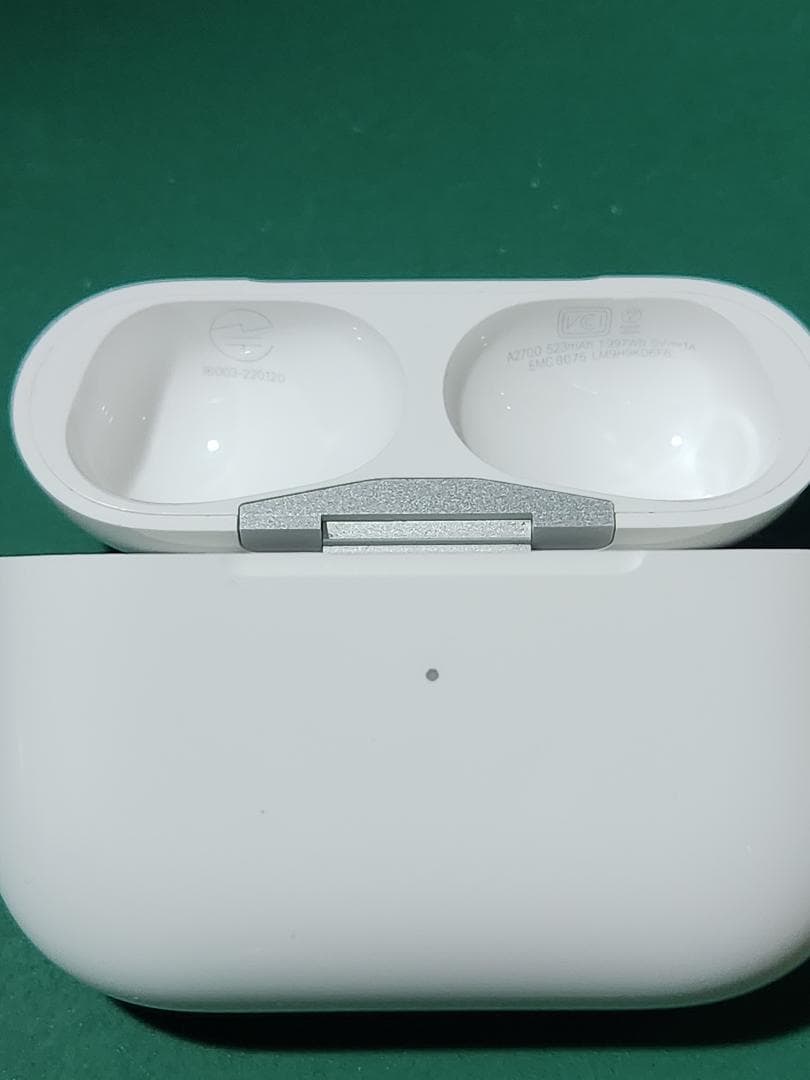 Air Pods Pro 2 (第2世代) 充電ケース付き lightning