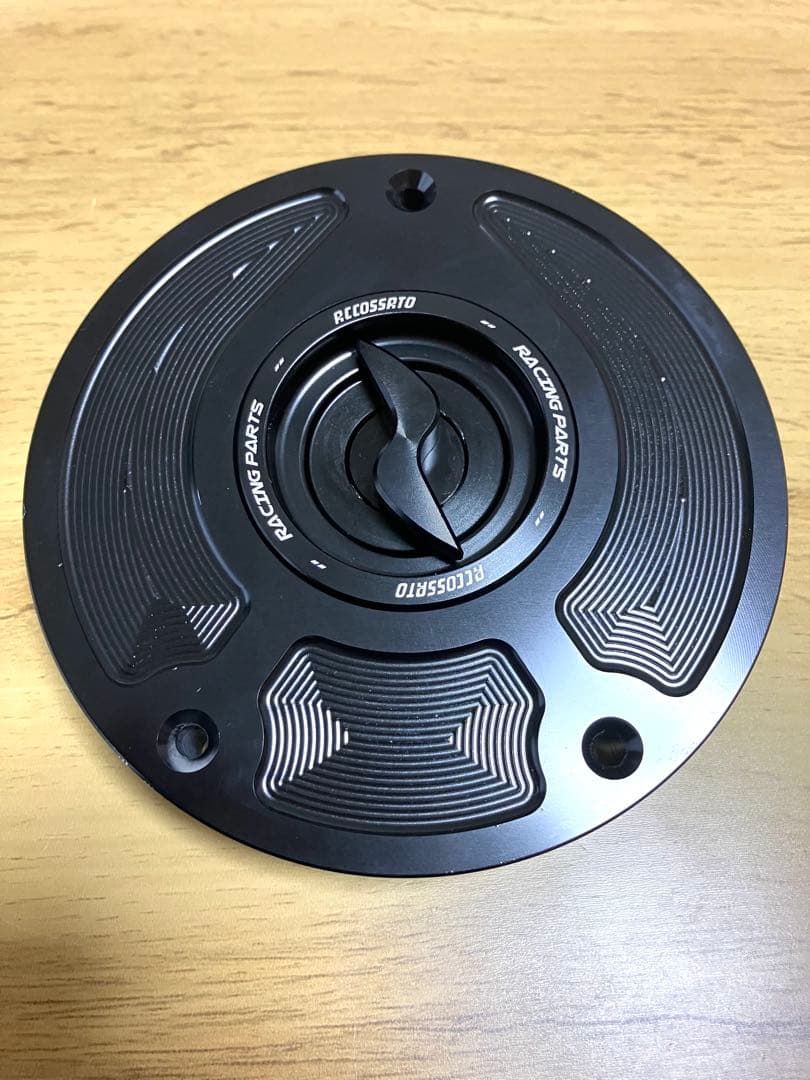 新品未使用　アコサット　タンクキャップHONDA車　汎用性（高）