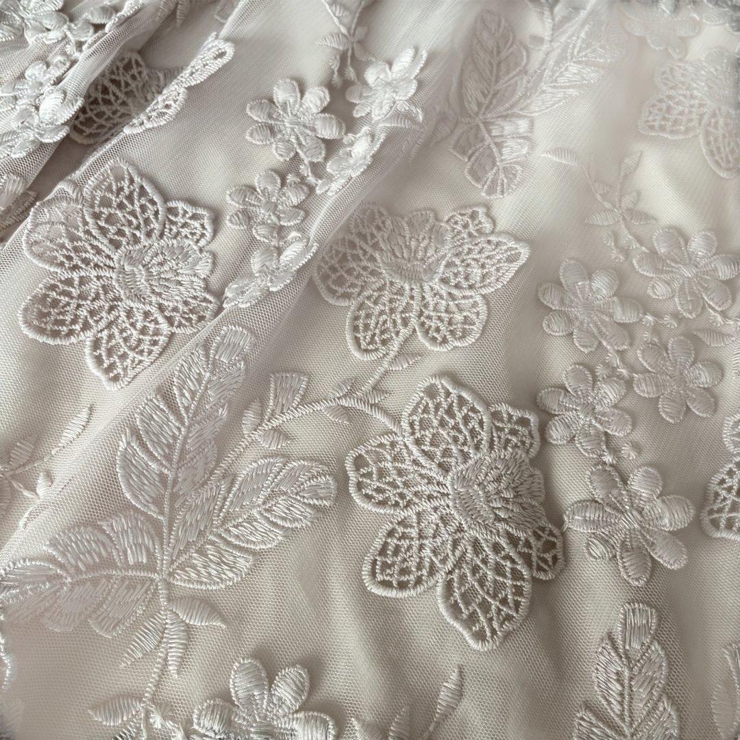 美品　大きいサイズ46 ローズティアラ　フラワー刺繍ウエストゴムスカート