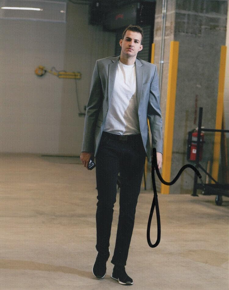 直筆サイン入り写真 ネマニャ・ビエリツァ サクラメント・キングス SA鑑定済