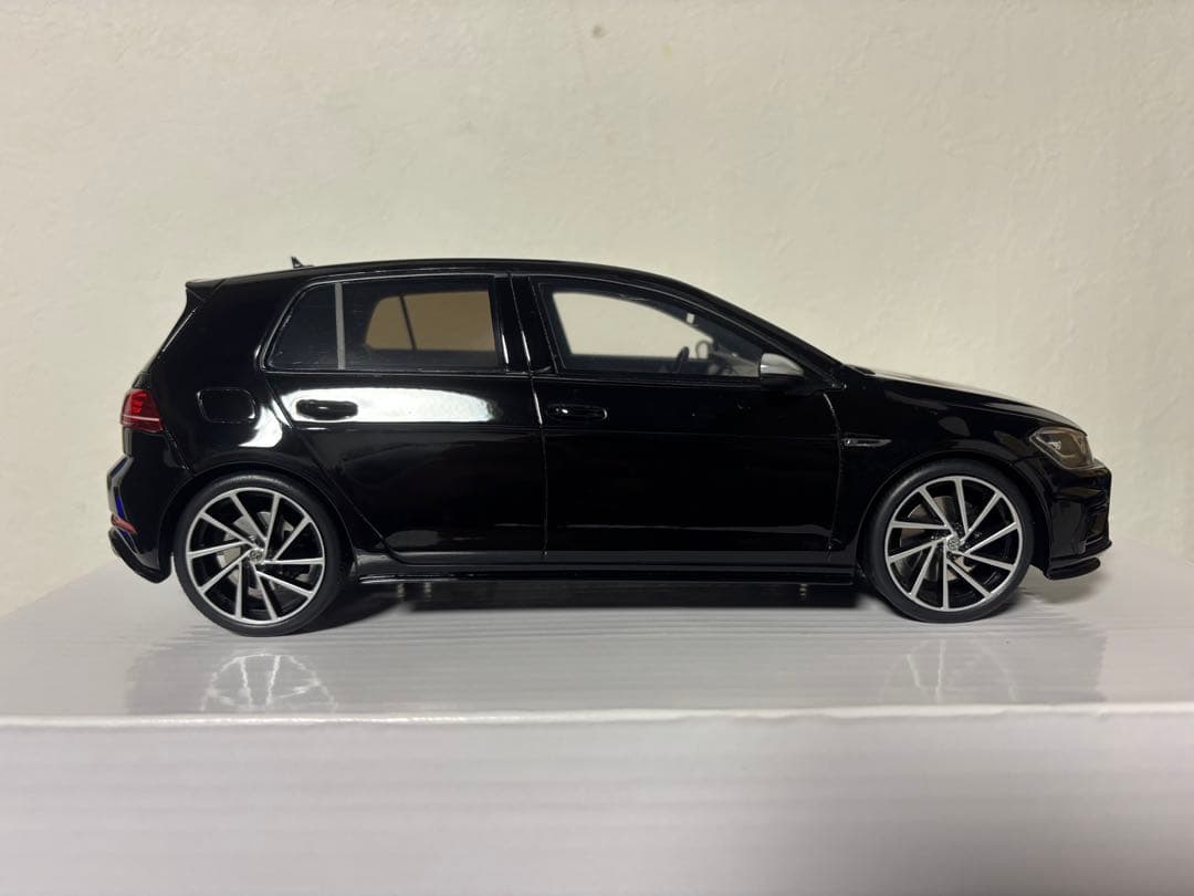 OTTO 1/18 VW golf7.5R ミニカー 2000台限定