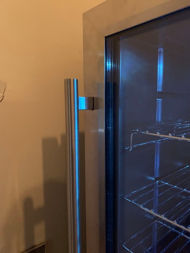 ミニ冷蔵 BARに最適！ガラス扉LED照明 大阪豊中市現地引渡