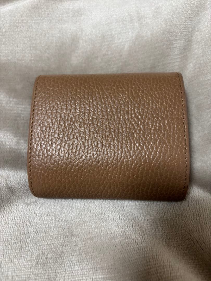 GUCCI 二つ折り財布 ピンクベージュ