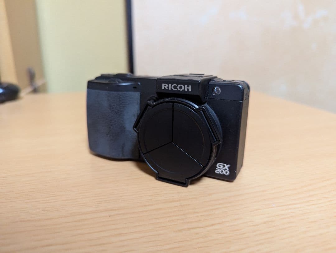 RICOH GX200 コンパクトデジタルカメラ