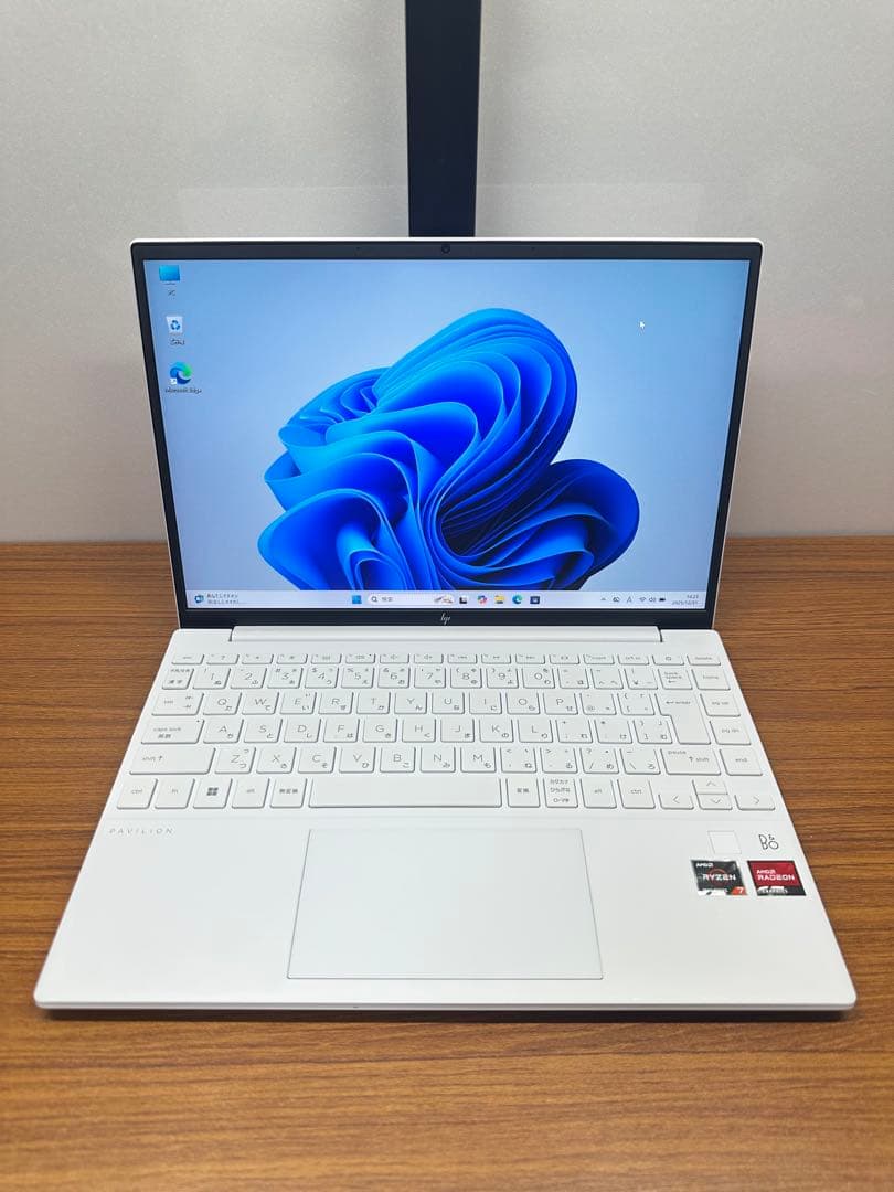 Windowsノート本体 HP Pavilion Aero 13 Ryzen7 7735 16/512