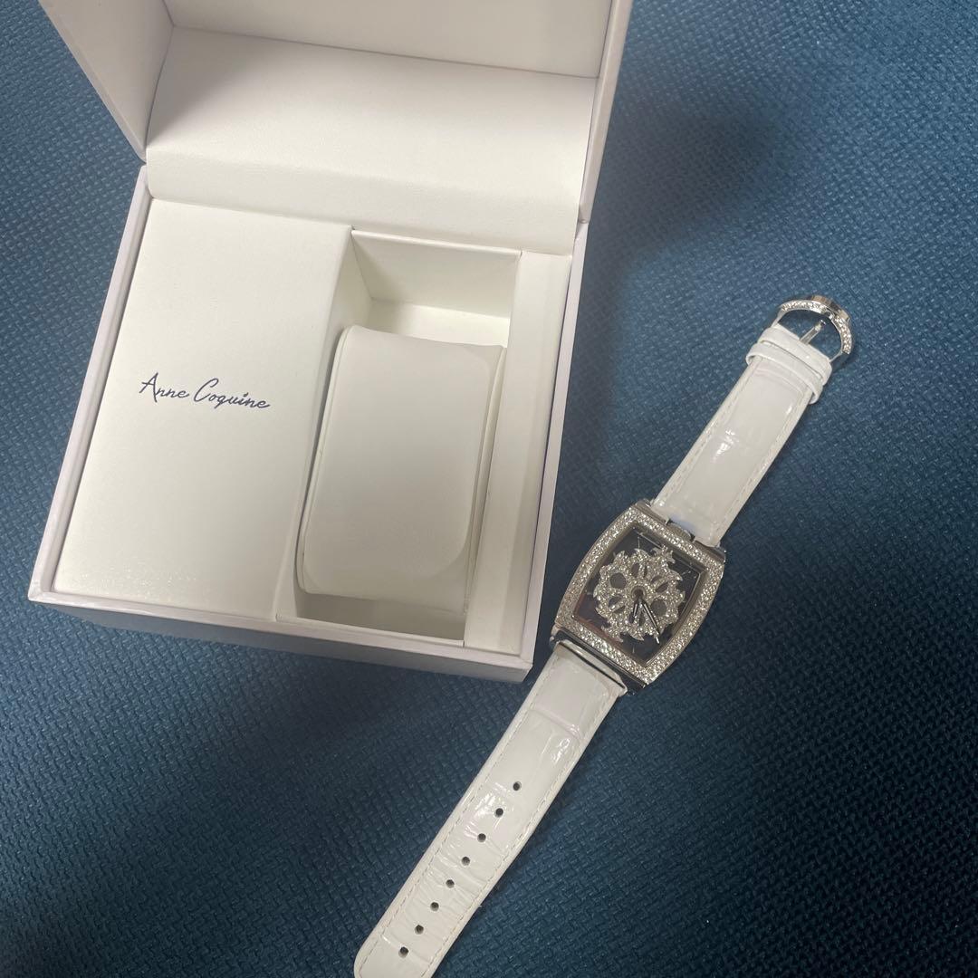 アンコキーヌ　Anne Copuine 腕時計