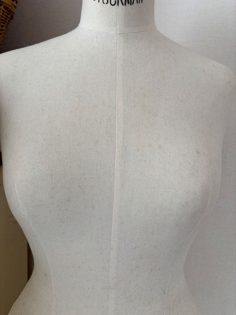 本日限定価格！レディーストルソー　ストックマン　38 インテリアに