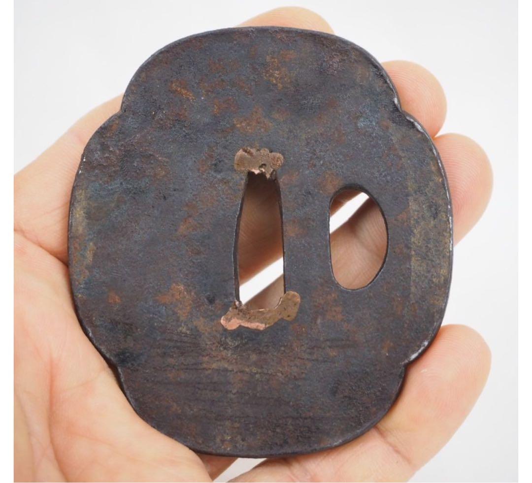 送料無料　江戸時代　木瓜形金象嵌鉄鍔