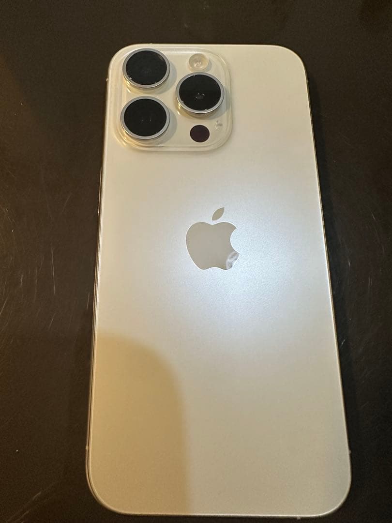 Apple iPhone 15 Pro 本体　128GB 美品