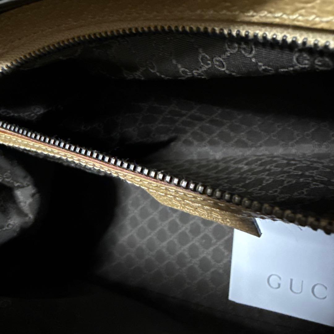 美品　グッチ　ハンドバッグ　がま口　成人式 レザー　ベージュ GUCCI ロゴ