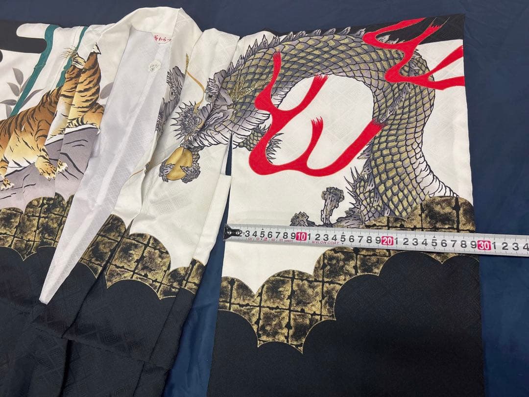 七五三5-7歳の男の子の羽織3点セットブランド:花わらべ．白と黒のグラデーション