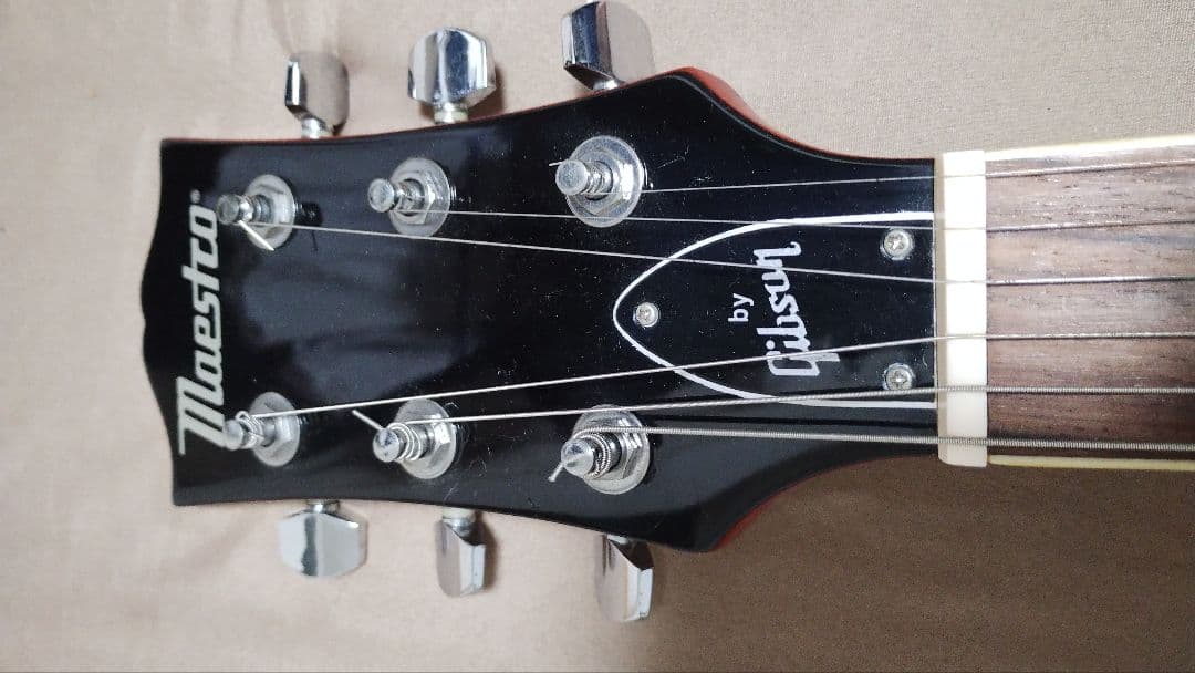 Maestro by Gibson LesPaul　+　ケース
