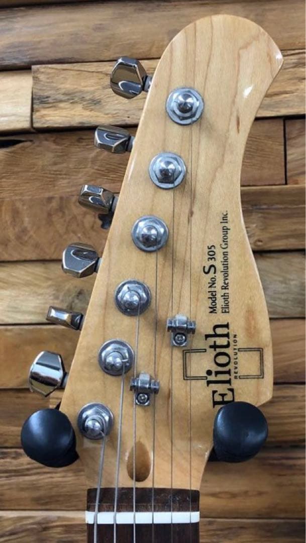 Elioth S305 エレキギター ストラトタイプ　エリオス