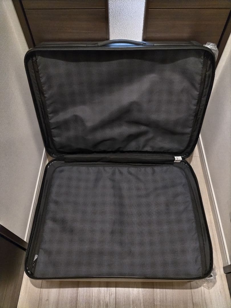 サムソナイト　INOVA　SPINNER75　100L