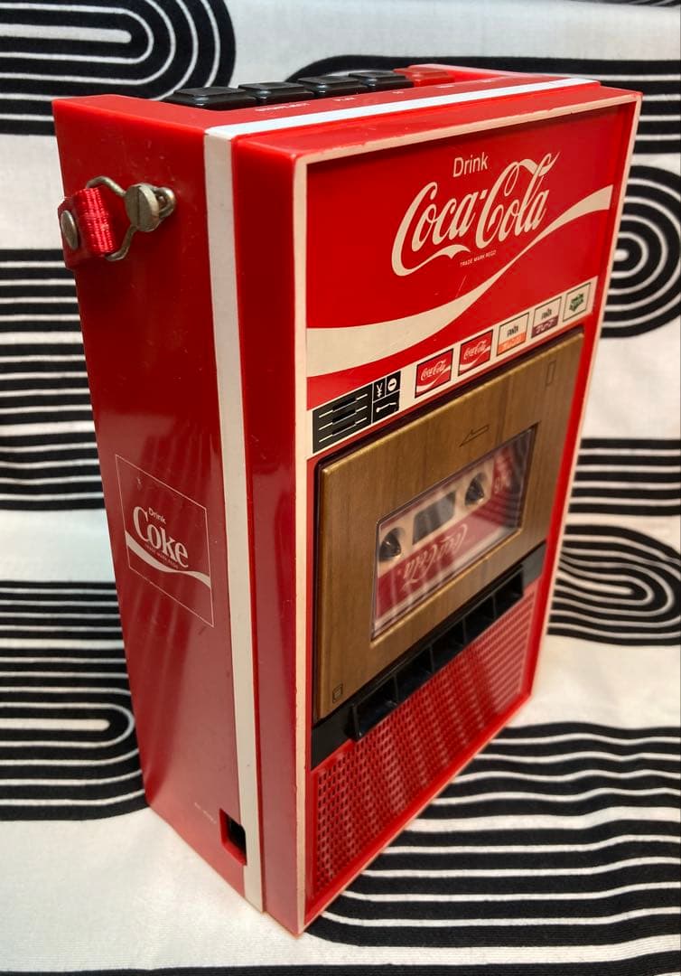 昭和レトロ　ミドセンチュリー　コカ・コーラ自動販売機型カセットテーププレイヤー