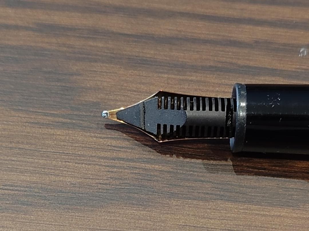 Montblanc 万年筆 Meisterstück No.146(14K)