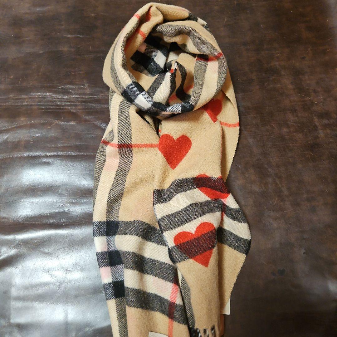 BURBERRY　バーバリー　限定リバーシブルハートマフラー