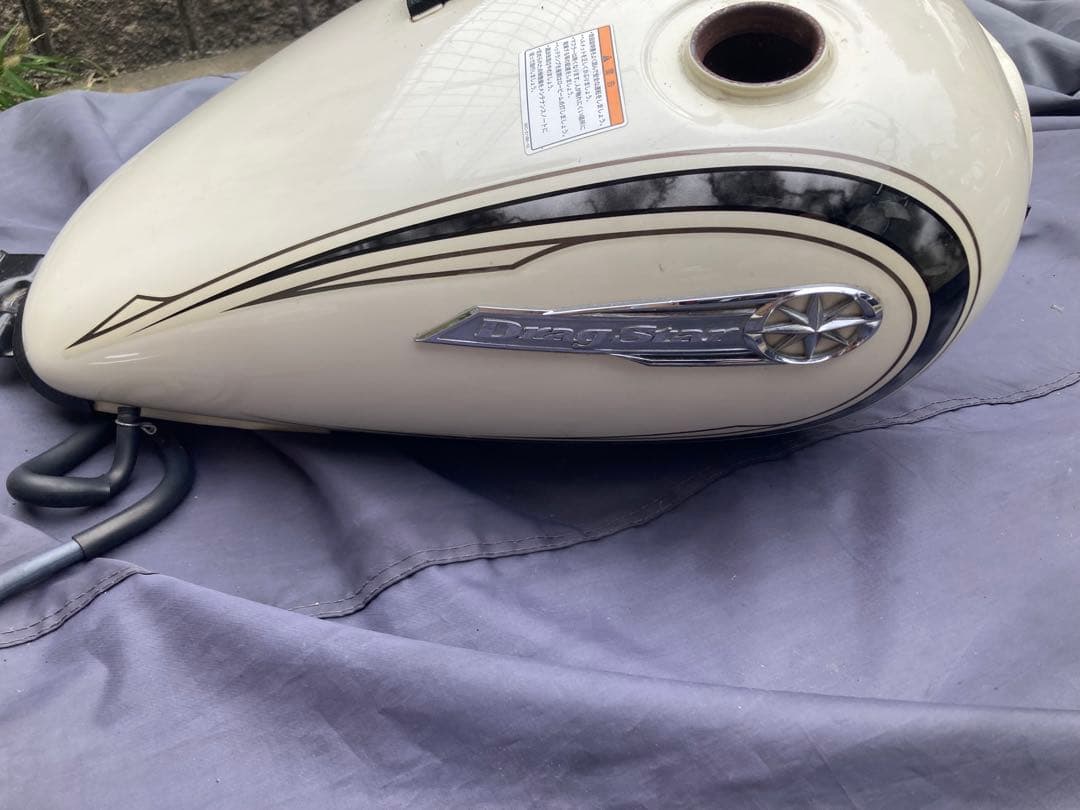 Drag Star250純正バイクタンク ホワイト 2012年式