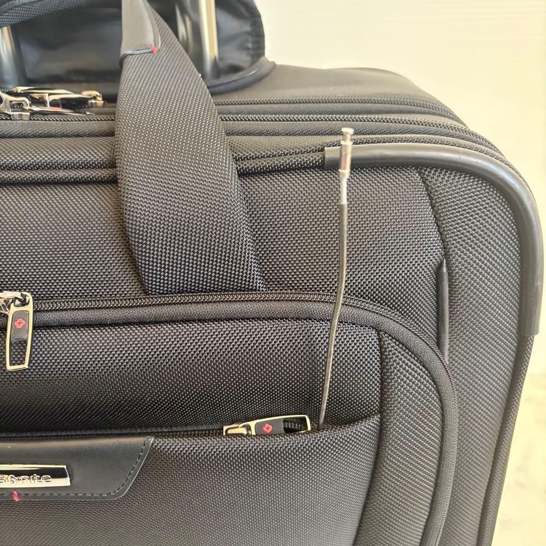 極美品 サムソナイト ビジネスキャリー「PRO-DLX4」機内持ち込 黒