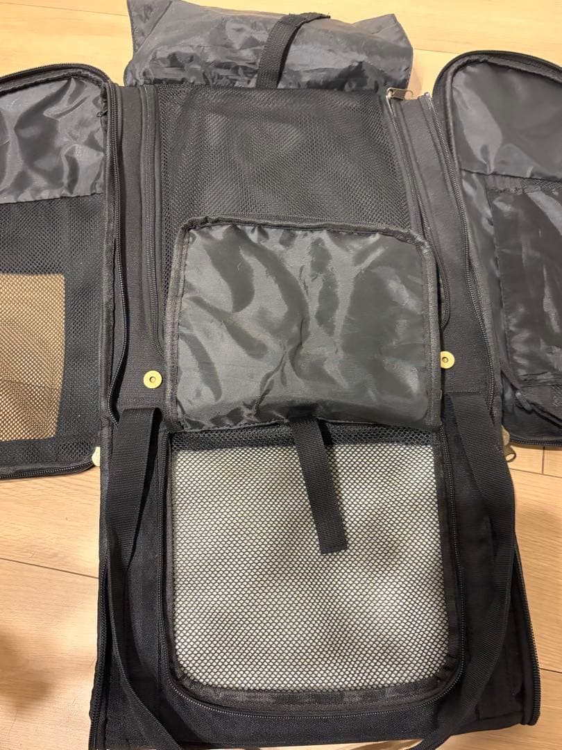 犬　猫　多機能 ペットキャリー リュック　POMP CARRY